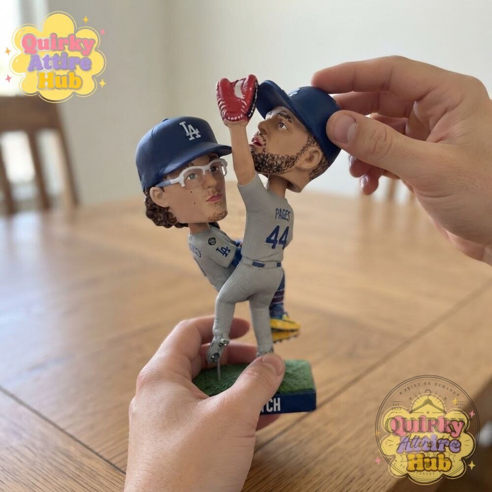 Los Angeles Dodgers The Catch Bobblehead 2026 Andy Pages & Kike Hernandez 23 Los Angeles Dodgers The Catch Bobblehead 2026 Andy Pages & Kike Hernandez