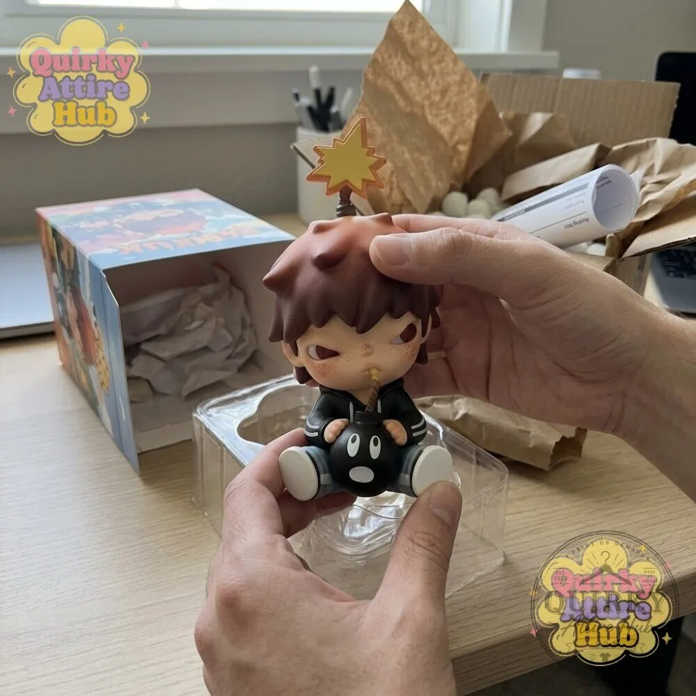 Hirono × The Hundreds Time Bomb Designer Figurine 20 Hirono × The Hundreds Time Bomb Designer Figurine
